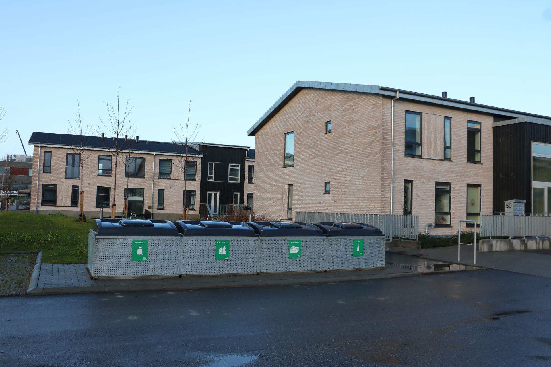 Molok®Domino beklædt med perforeret galvaniseret stål, Aalborg